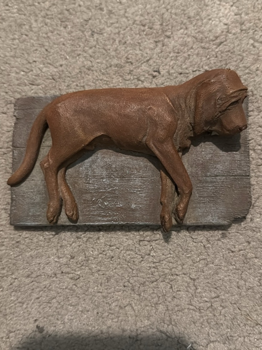 VINTAGE COLD BRONZE CAST KENNEL COLLECTION “BLOOD HOUND DOG”FOGURINE